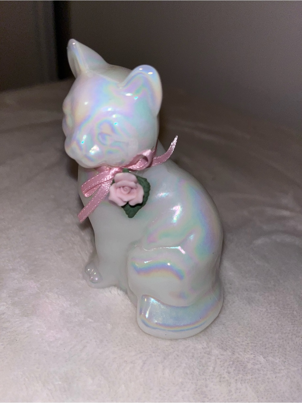 Vintage Fenton Iridescent White Cat Figurine with Pink Ribbon and Rose